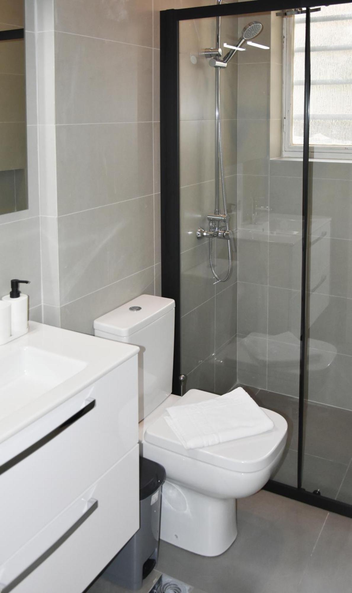 Spacious Modern Apartment In Pagkrati Athén Kültér fotó